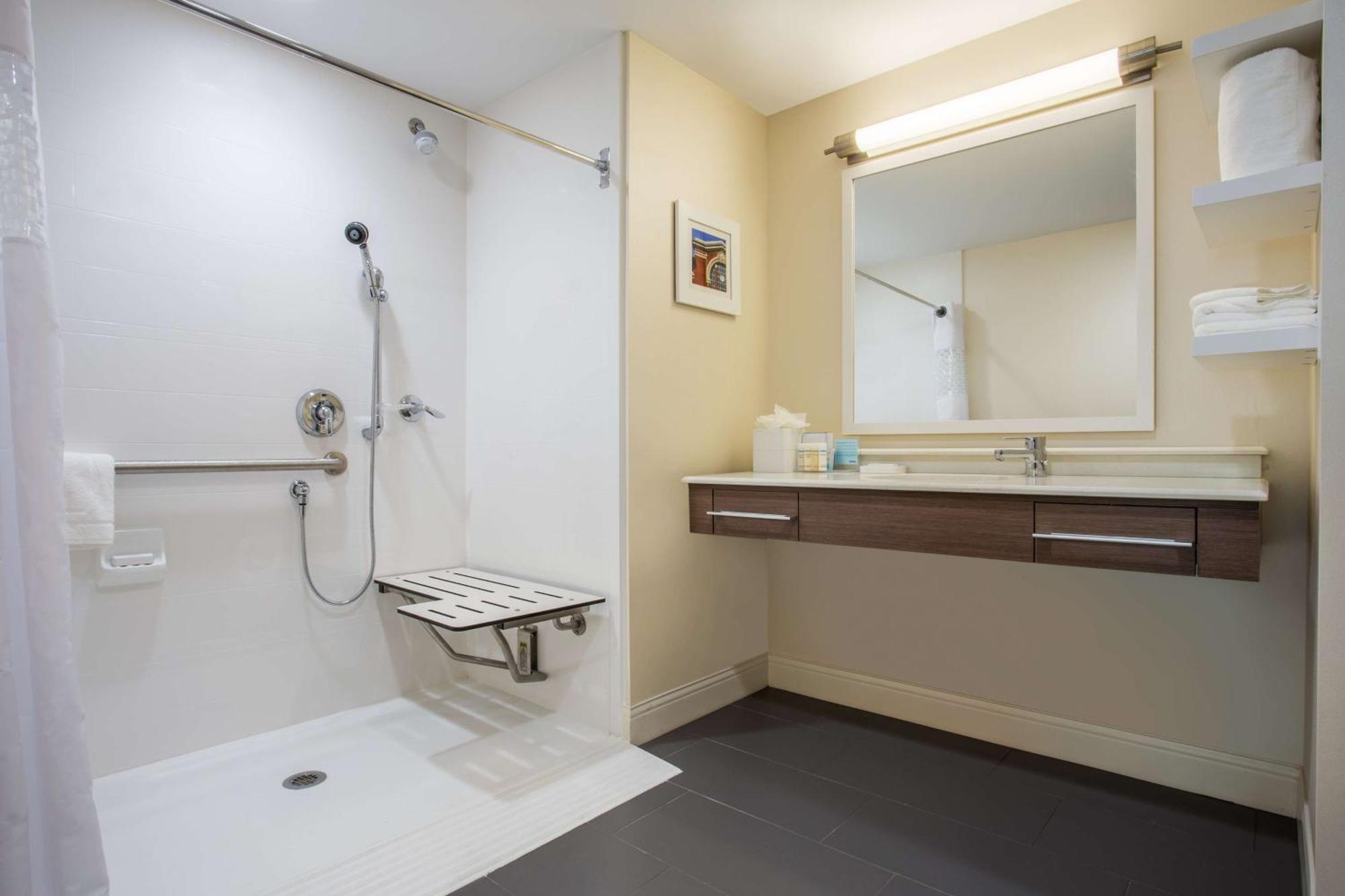 Hampton Inn & Suites Yonkers - Westchester Εξωτερικό φωτογραφία