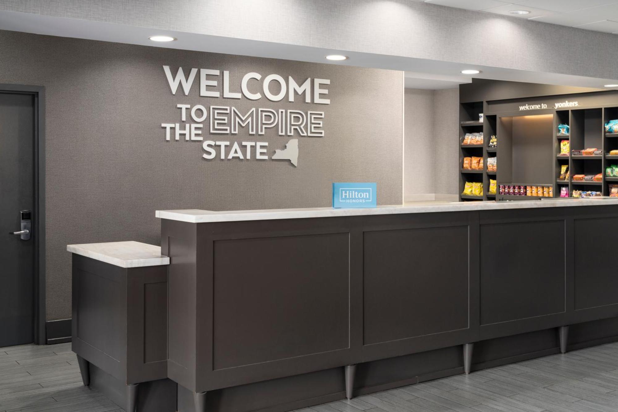 Hampton Inn & Suites Yonkers - Westchester Εξωτερικό φωτογραφία